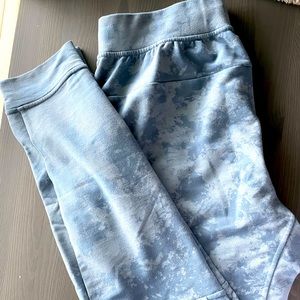 Lululemon joggers
